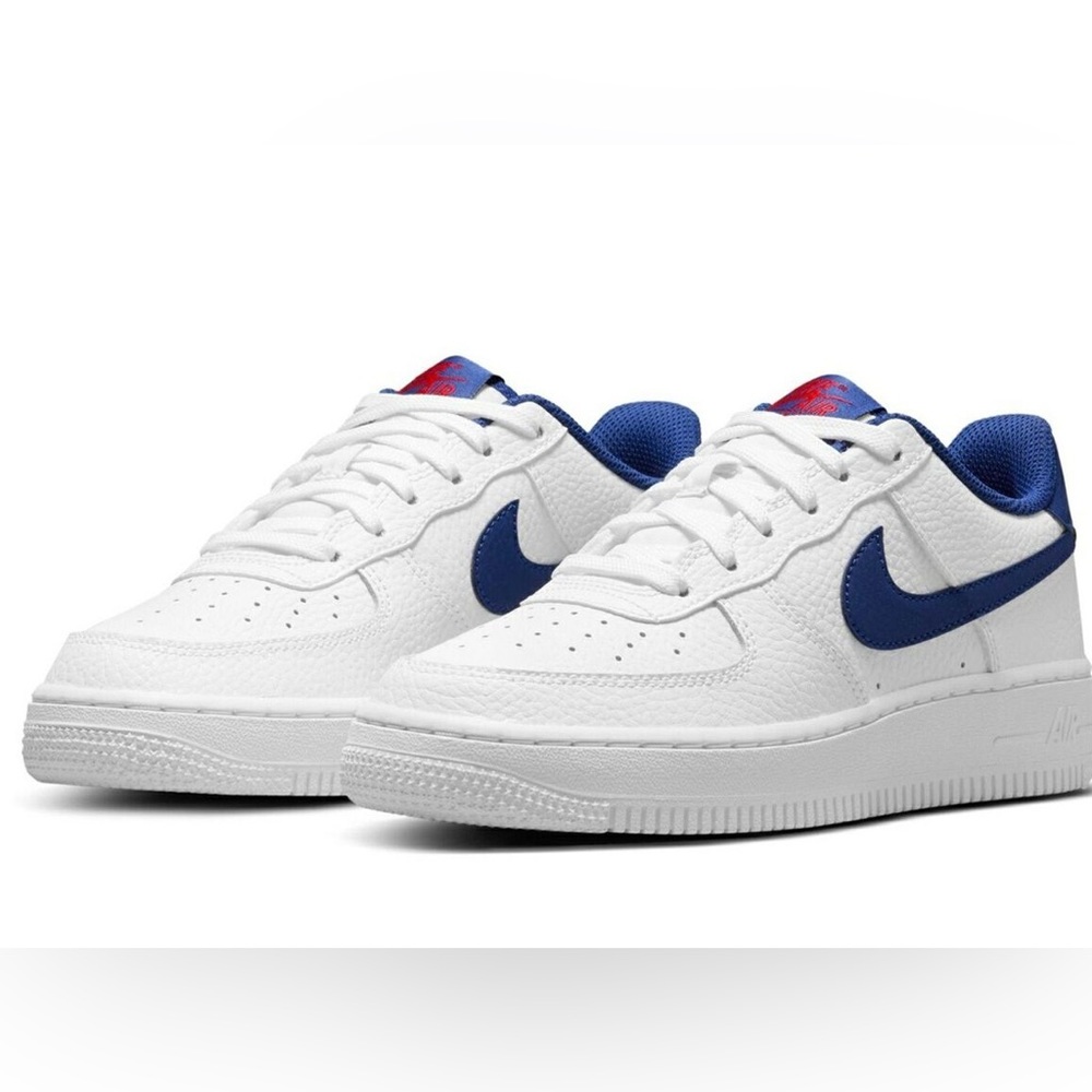 Nike Air Force 1 women’s size 8 or boys 6.5